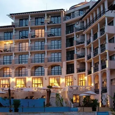 The Cliff 4*