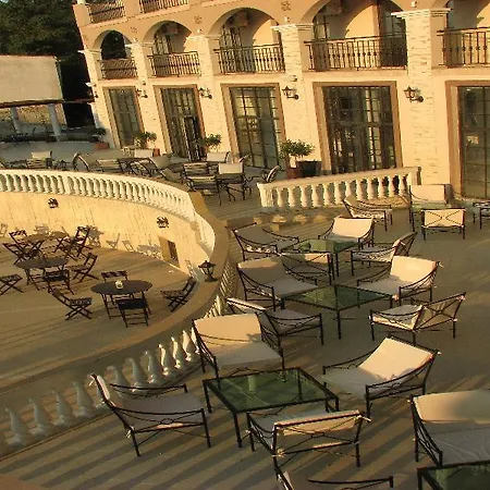 The Cliff Resort