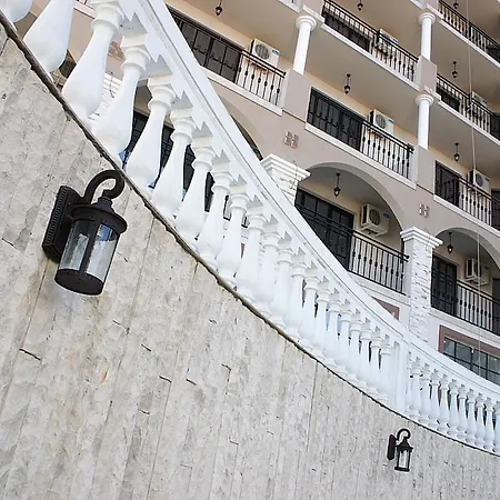 The Cliff 4*